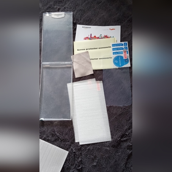 New 3 Pack Focuses Screen Protectors - Picture 2 of 9